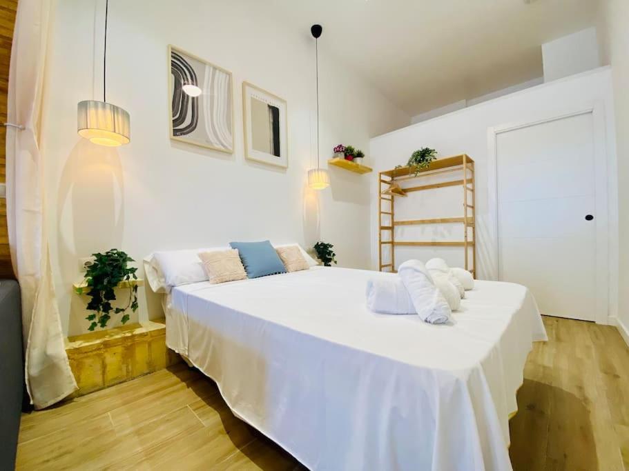 Relaxing Beachside Cabanyal Loft บาเลนเซีย ภายนอก รูปภาพ