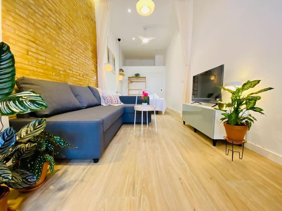 Relaxing Beachside Cabanyal Loft บาเลนเซีย ภายนอก รูปภาพ