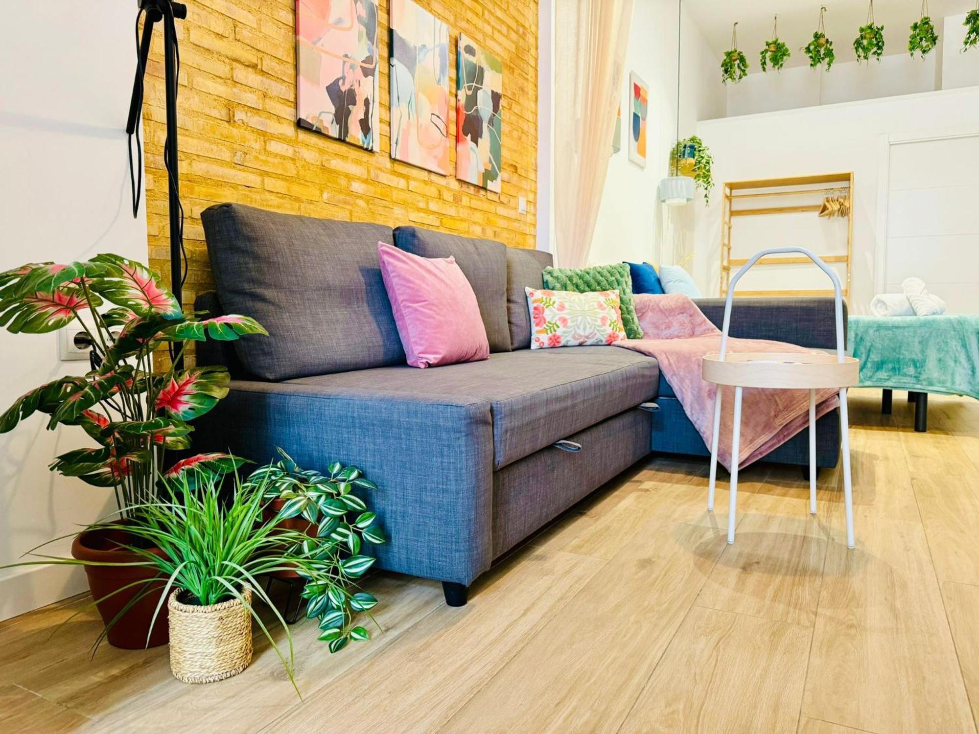 Relaxing Beachside Cabanyal Loft บาเลนเซีย ภายนอก รูปภาพ