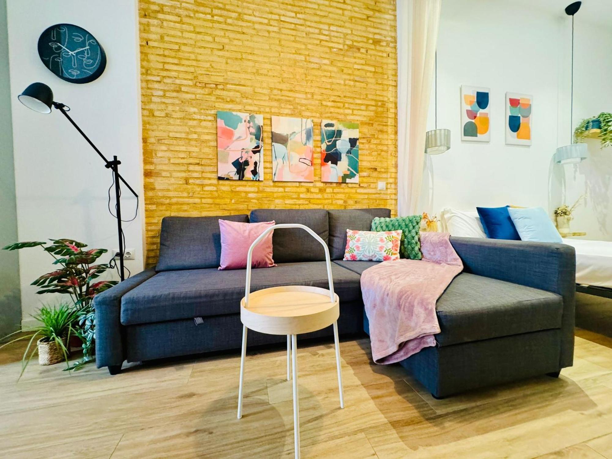 Relaxing Beachside Cabanyal Loft บาเลนเซีย ภายนอก รูปภาพ